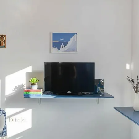 Authentic Traditional Near Ornos (Mykonos)